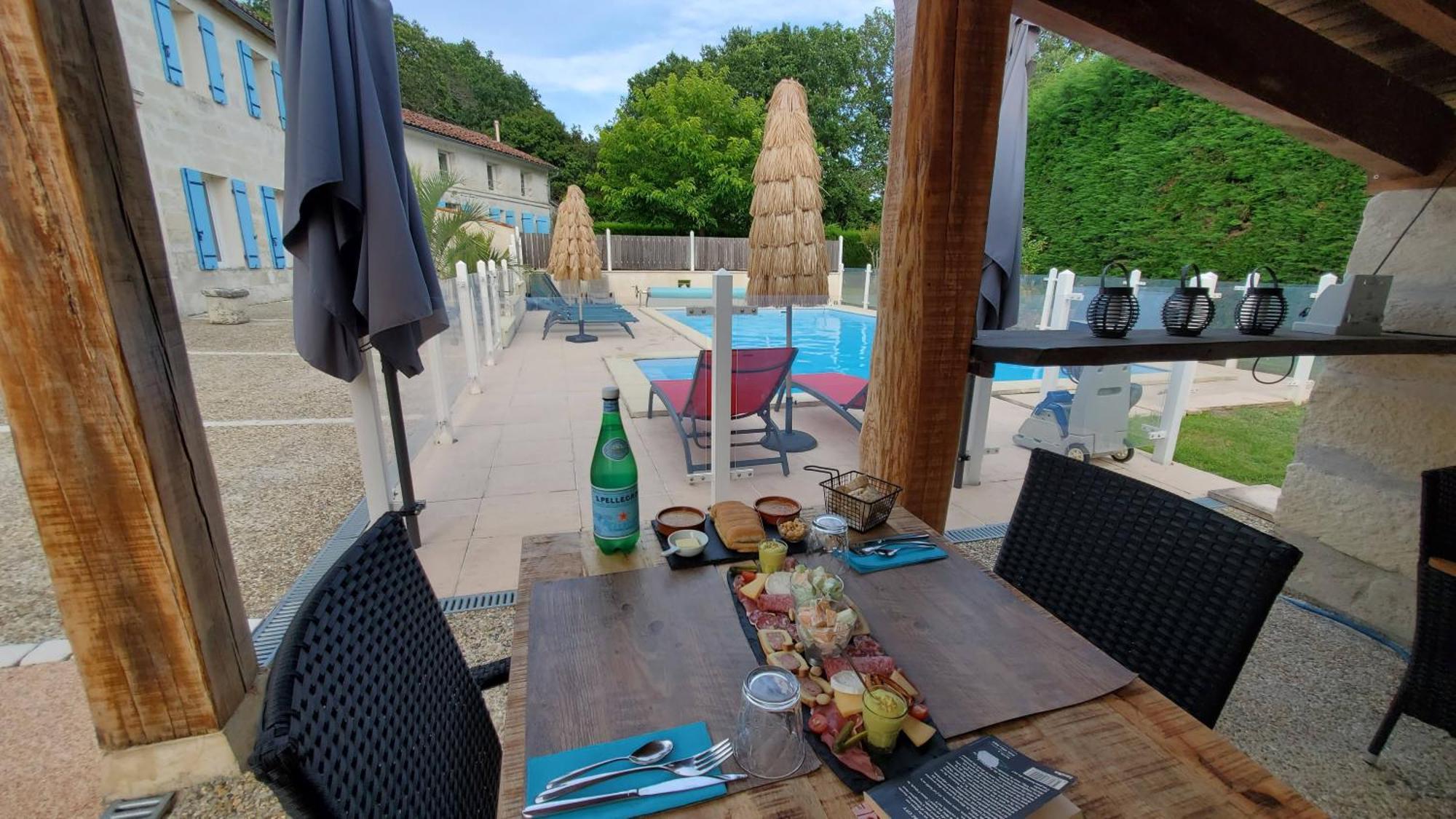 Bed and Breakfast Les Cuves - Saintes Chaniers Экстерьер фото